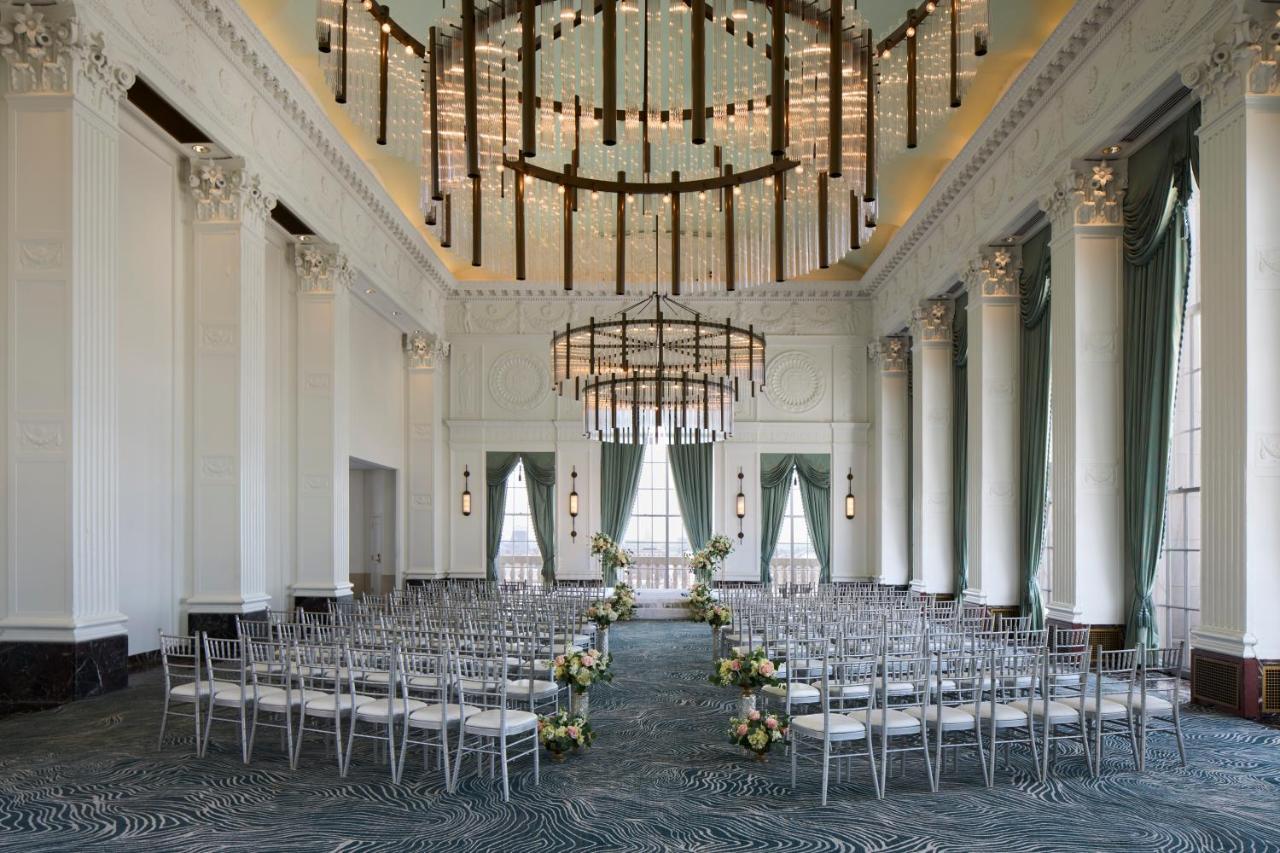 Отель Marriott St. Louis Grand Экстерьер фото