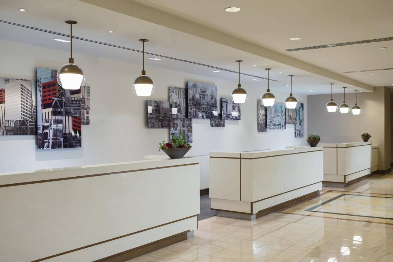 Отель Marriott St. Louis Grand Экстерьер фото